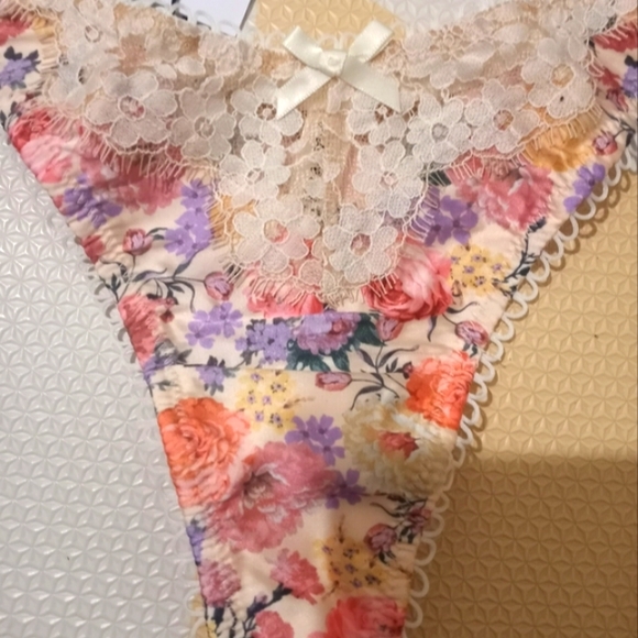 FOR LOVE AND LEMON 2020 Collection THONG SIZE XS - Picture 3 of 12